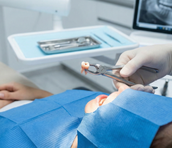 Dental Extraction Service